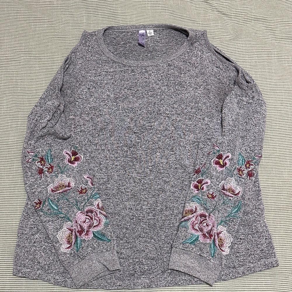 Alya Gray Long Sleeve Top with Floral Embroidery